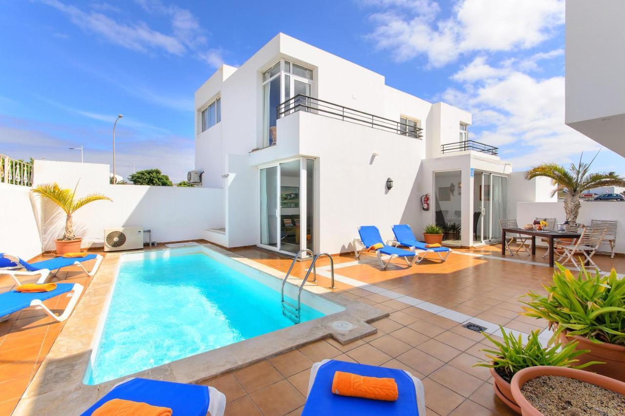 Luis III Villa Puerto del Carmen  Exterior photo